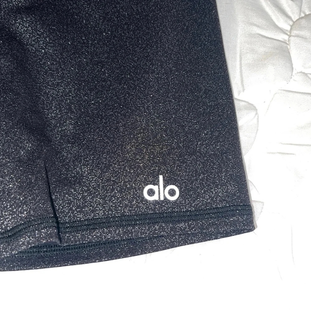 🆕ALO High Waist Glitter Biker Shorts